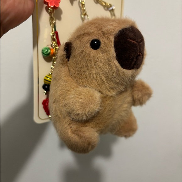 Piper K Eyecandy LA Adorable Capybara Plush Bag Charm and Keychain - Picture 3 of 4